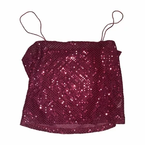 Glittrig topp - Glittrig rosa/lila topp i 2000tals stil😍😍 storlek s men stretchiga så passar större storlekar