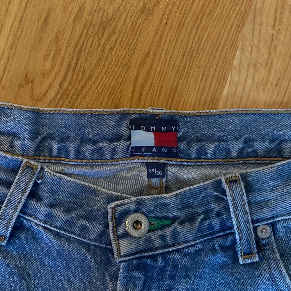 Good vintage Tommy Hilfiger baggy jeans brand new really big pockets and comfy . Jeans & Byxor.