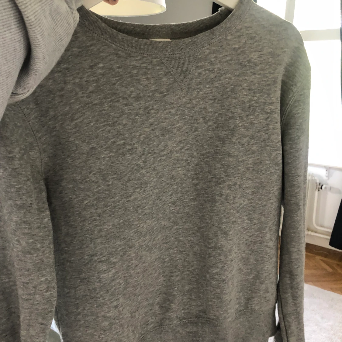 oanvänd Swertshirt  - 90