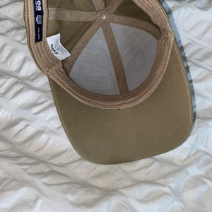 SVEA keps - En SVEA keps som jag aldrig använt då jag inte passar i keps. 