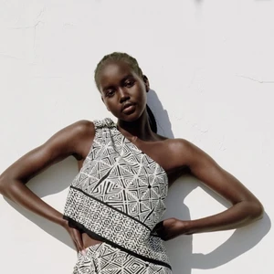 Zara blus - Super fin blus ifrån zara! Helt oanvänd✨ 