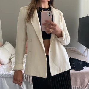 Ny vit blazer - Storlek 36. 