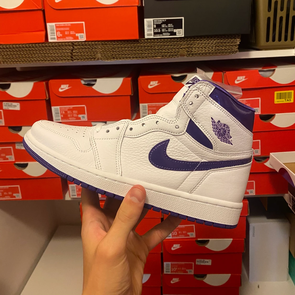 Air Jordan 1 high ”metallic purple”