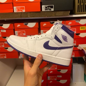 Air Jordan 1 high ”metallic purple” - DS / Brand new. Size 39