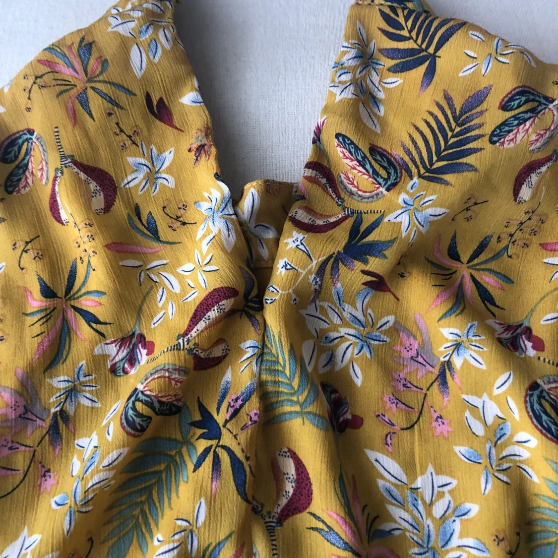 Blus med Djungelmöster - 90