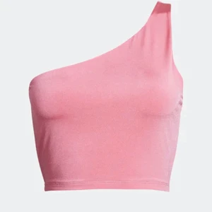 Rosa one sholuder top - Säljer denna fina toppen från bikbok som är lite mer neon rosa i verkligenheten i strl M men passar en S också