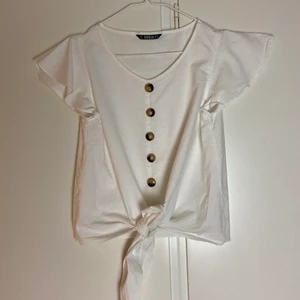 Topp xs - En topp ifrån Shein. Storlek xs. Sparsamt använd. 