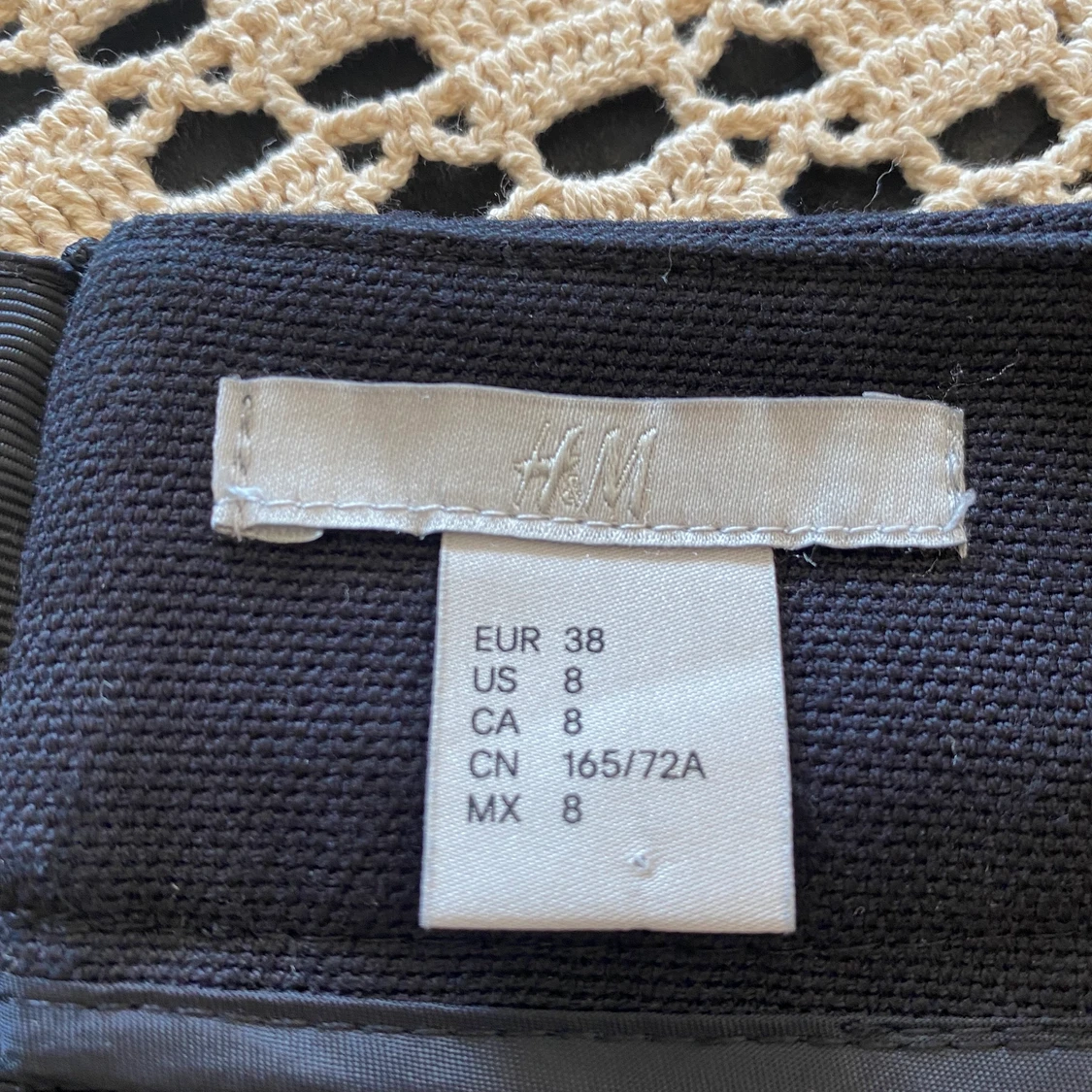 Kjol från H&M i storlek 38 - 91