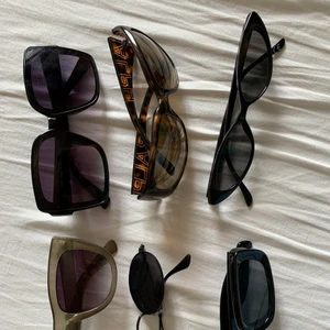 Massa solglasögon - Massa solglas ögon, 15kr styck