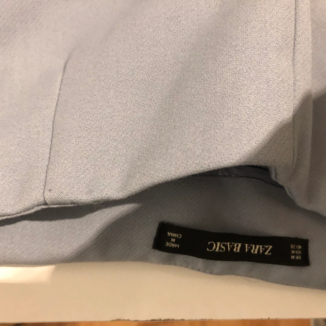 Blåa byxor Zara med knappar - 91