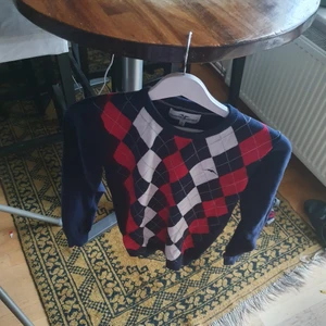 Unisex tröja  - Passar xxs_ xs .l mycket bra skick 