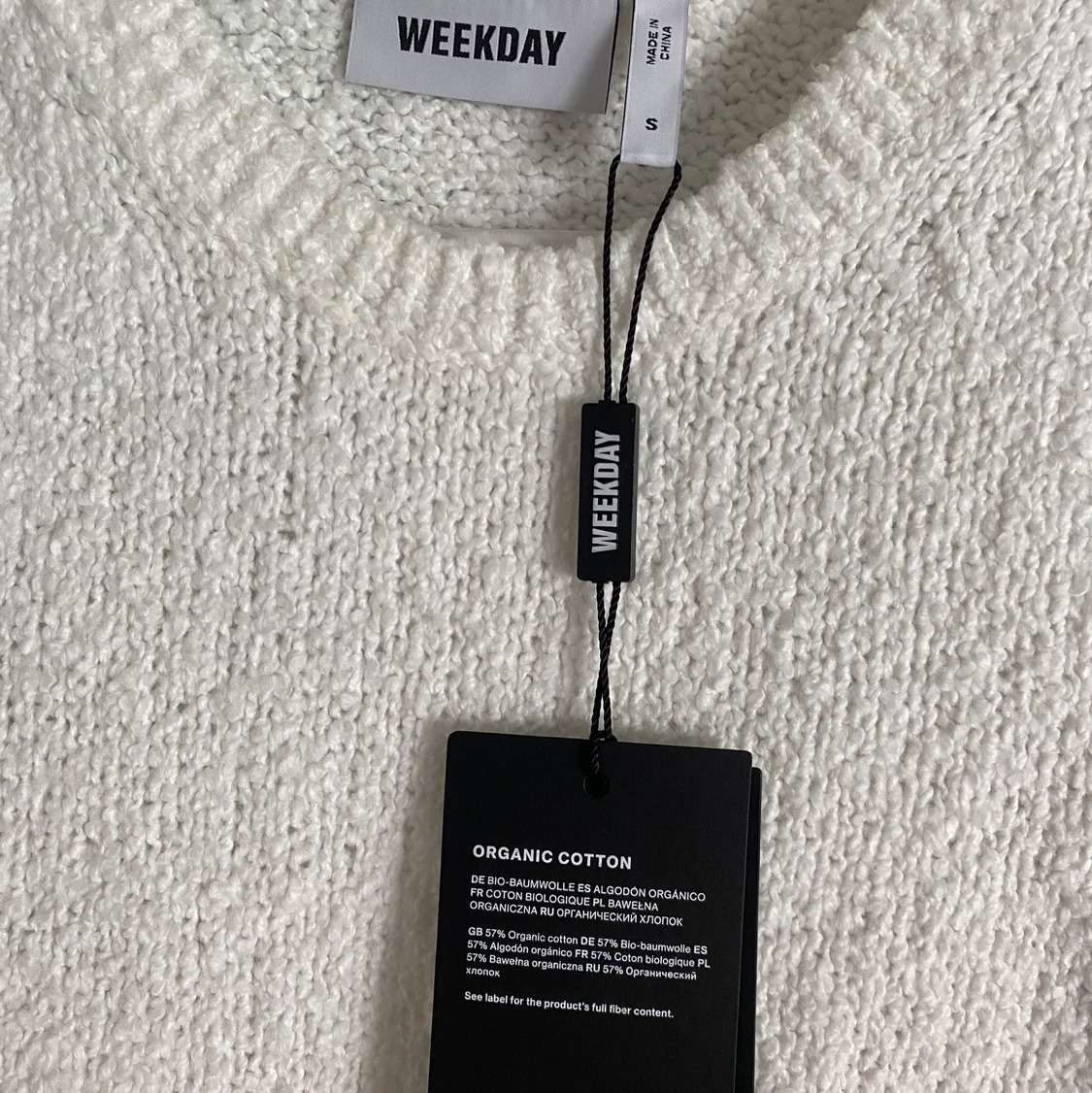 Vit lurvig väst från Weekday - 90