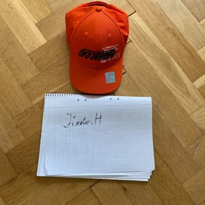 HERON PRESTON KEPS.  - Hej. Säljer denna Heron Preston keps köpt i paris. Condition ör väldigt bra. 