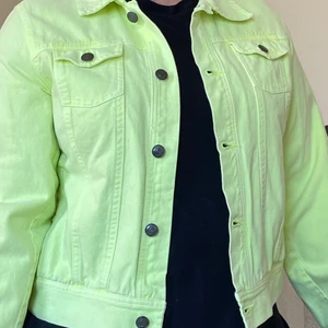 Jeansjacka - Fint skick med lappen kvar