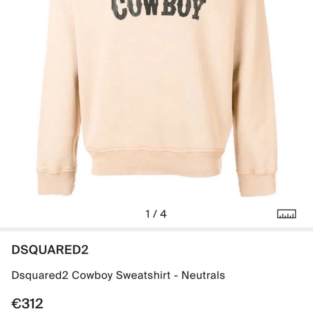 Dsquared2 cowboy sweathshirt som knappt är använd och är i superfint skick! Helt slutsåld överallt och går inte att få tag på längre. Nypris 3160kr. . Tröjor & Koftor.