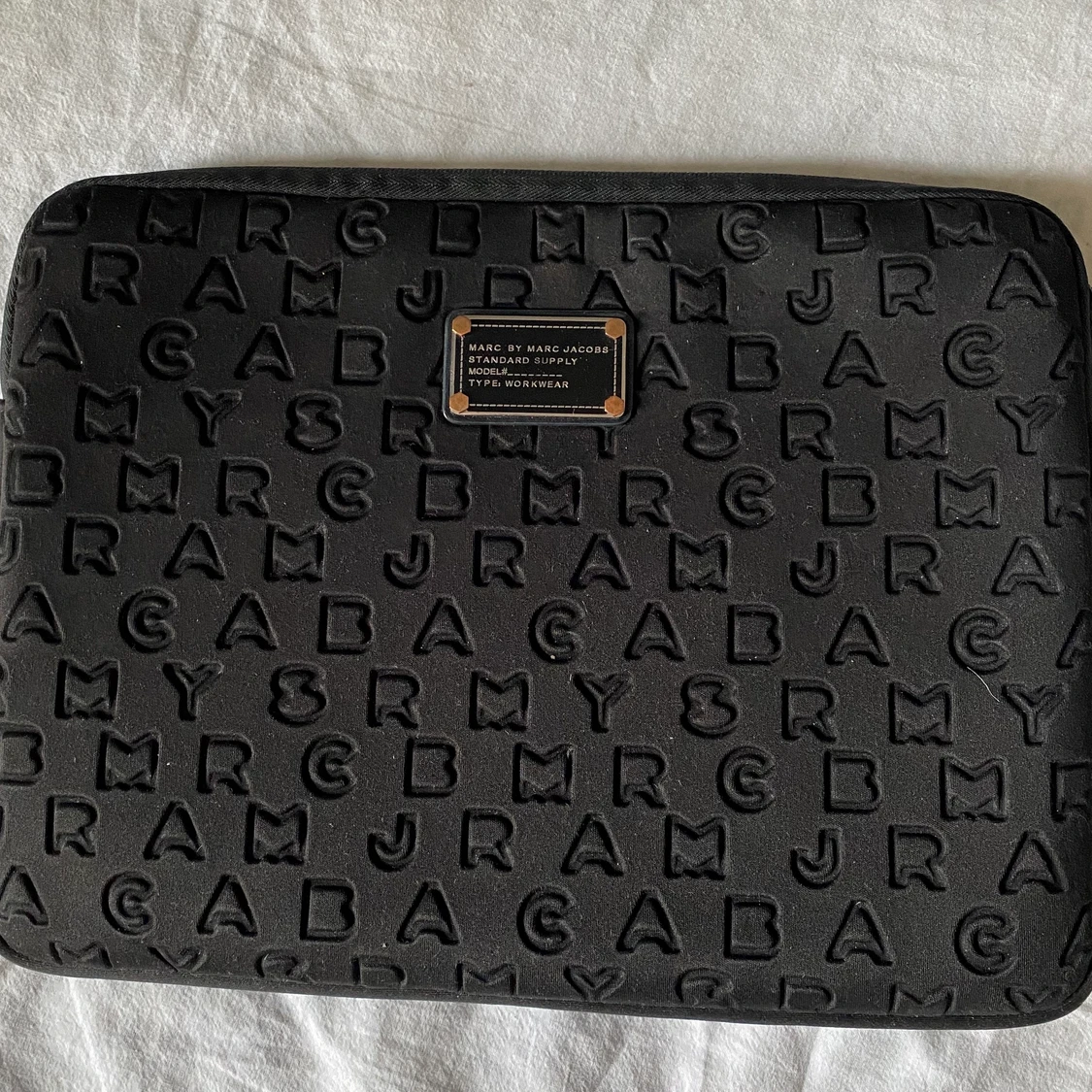 Marc Jacobs datorfodral