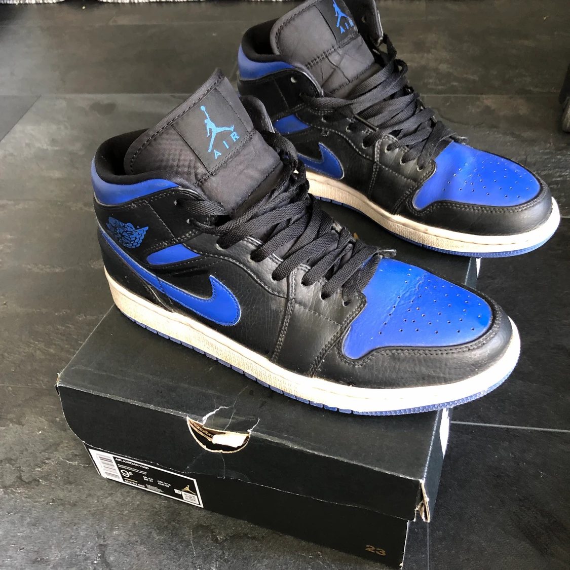 Air jordan 1 mid hyper royal - 90