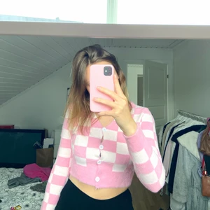 Söt Kofta/topp - Supersöt kofta/topp som är för liten för mig! Storlek M men passar storleken XS/S! Aldrig använd. 