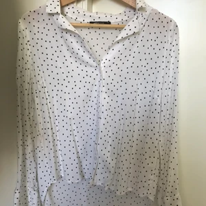 Storlek S - Superfin blus från Ginatricot🌸