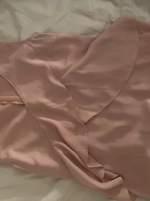 Blus - Söt ljusrosa blus💓