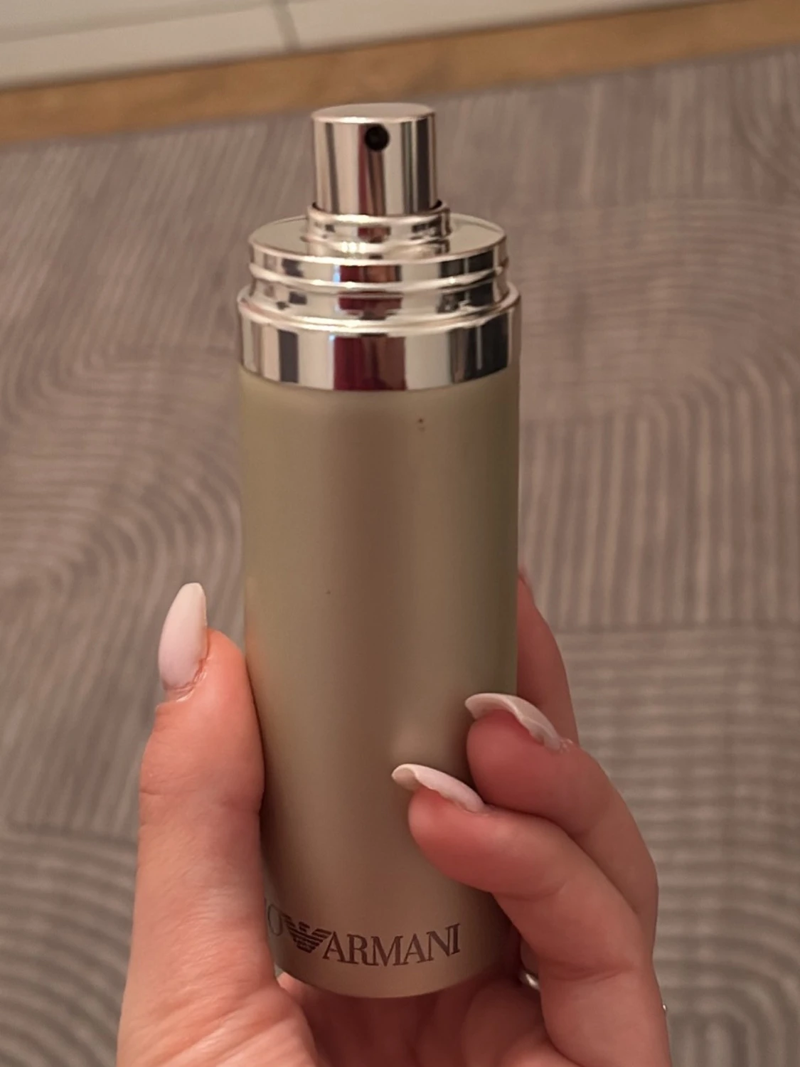 Emporio Armani parfym beige metall - 1