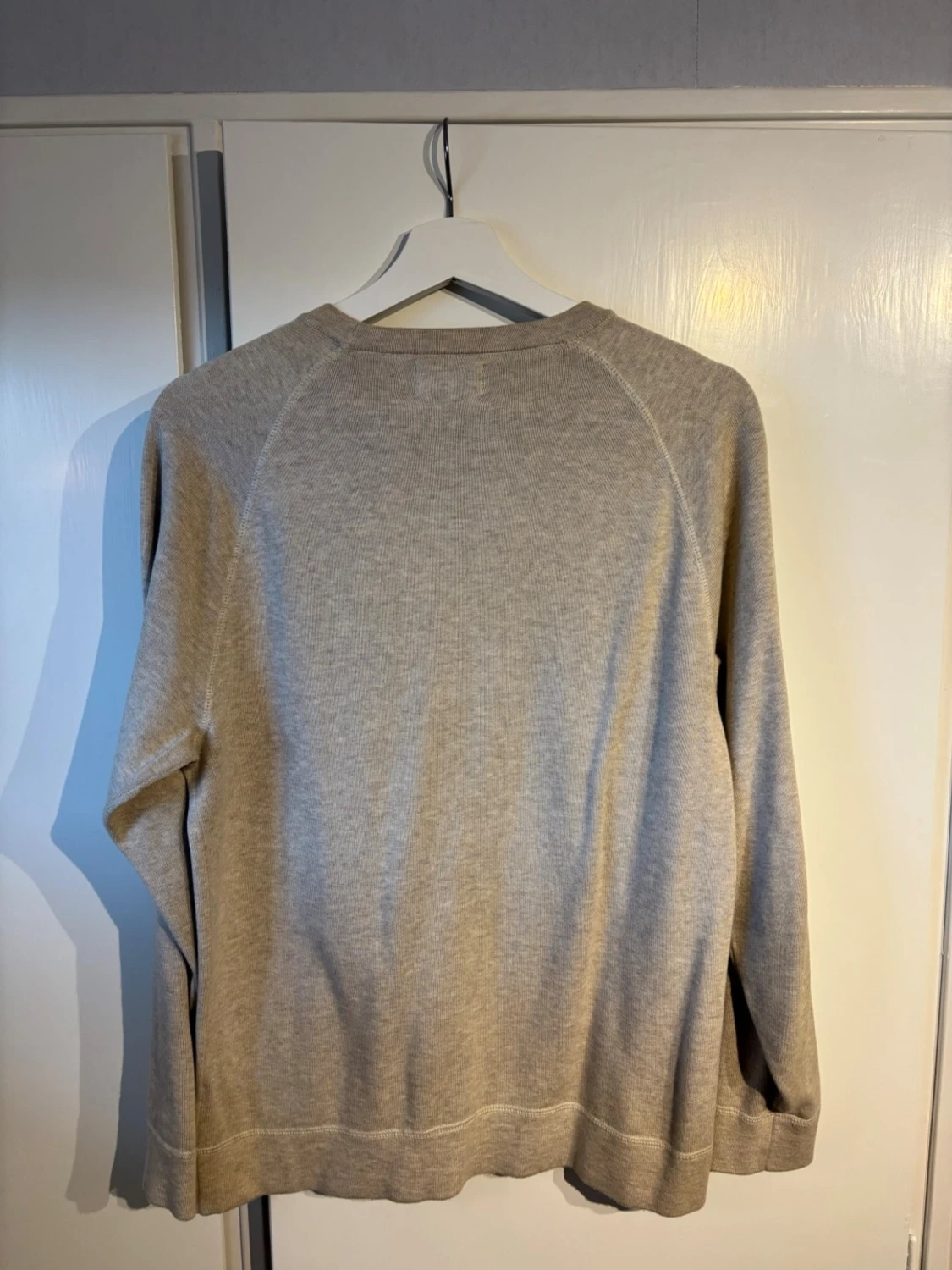Beige sweatshirt från East West - 1