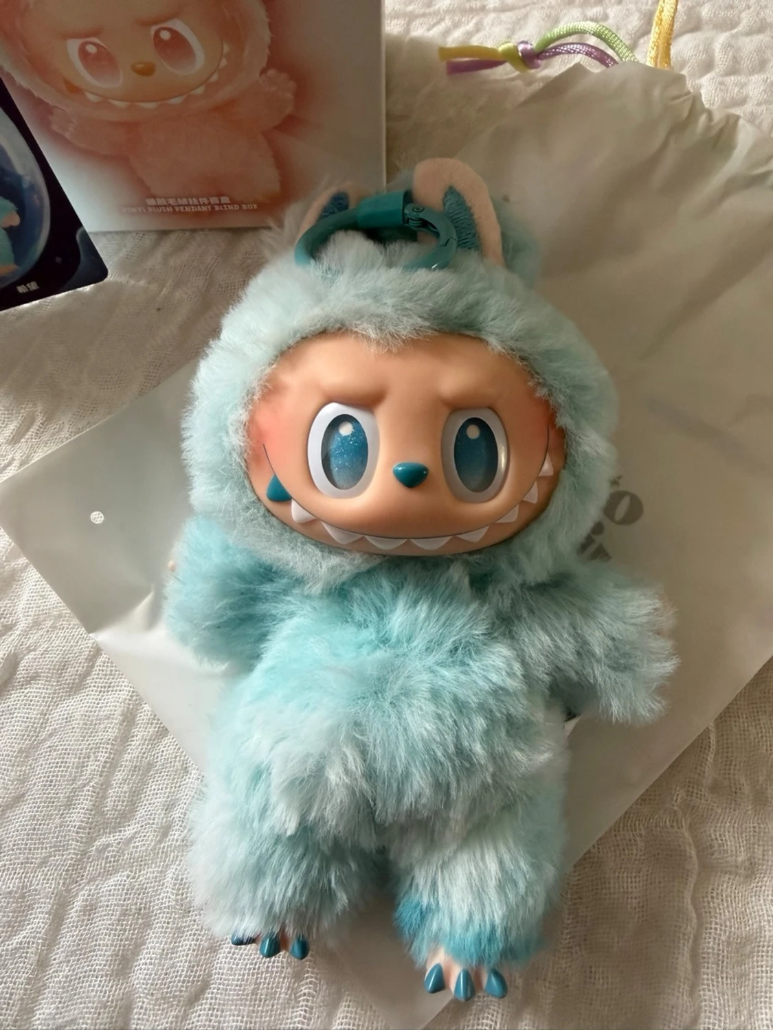 Labubu, Big Into Energy Pop Mart figur - 1