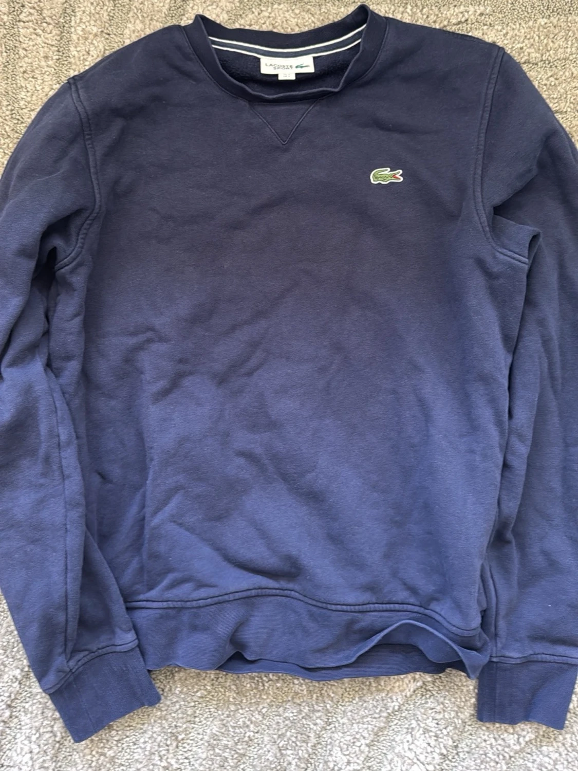 Marinblå sweatshirt från Lacoste