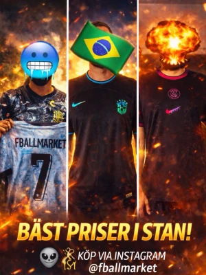 Svart Nike Brasilien fotbollströja - Snygg svart fotbollströja från Nike med Brasilien-emblem på bröstet och turkosa detaljer vid krage och ärmslut. Perfekt för dig som vill representera Brasilien på planen eller till vardags. Modern passform och sportig look. Instagram: Fballmarket 