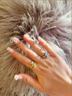 Guldig ring  - Fin guldig ring