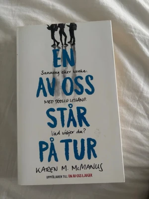 En av oss står på tur - En av oss står på tur av Karen M. McManus