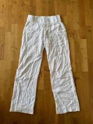 Linnebyxor - Lowwaist linnebyxor från Madlady i tall