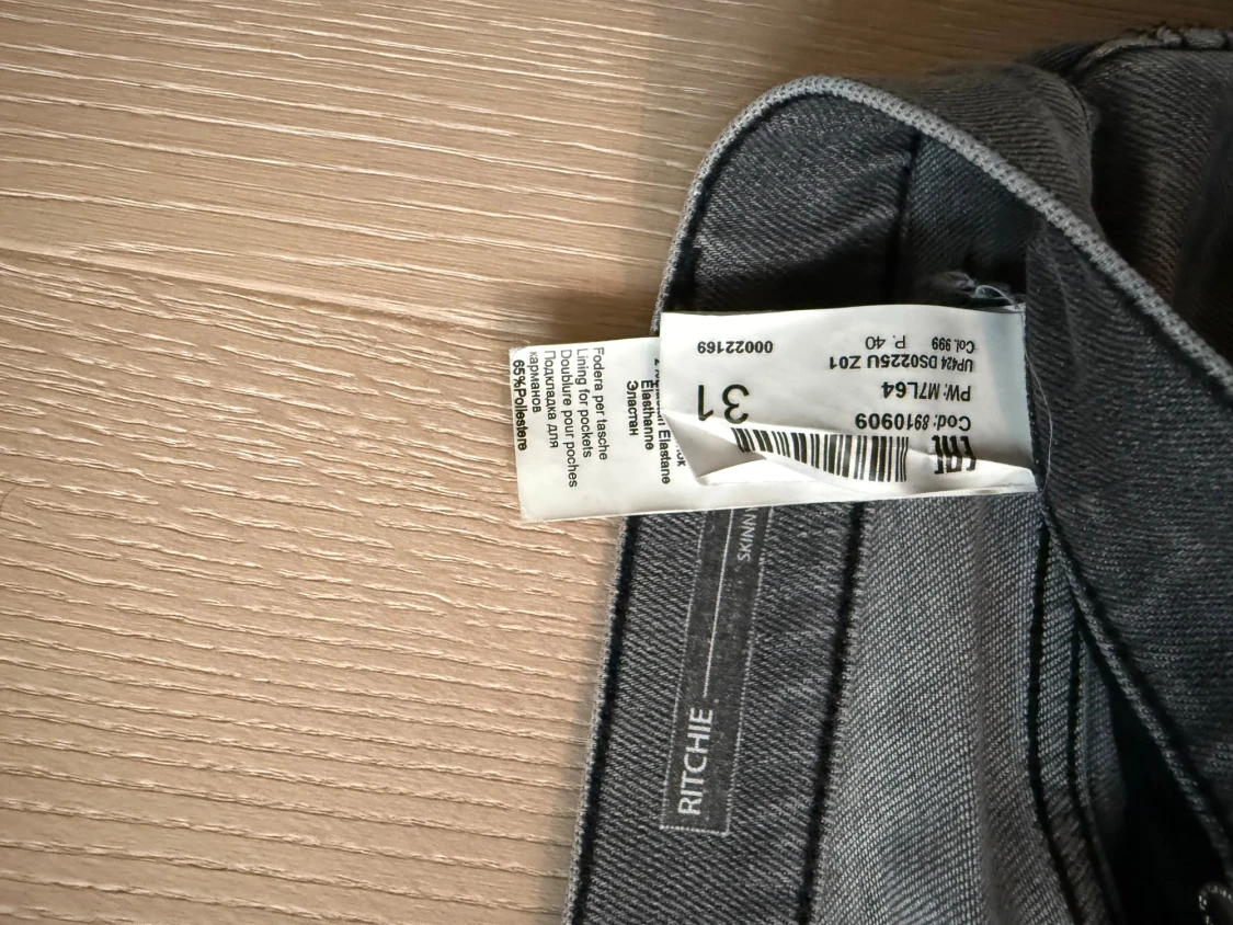 Grå skinny jeans från Dondup , stl 31 - 1