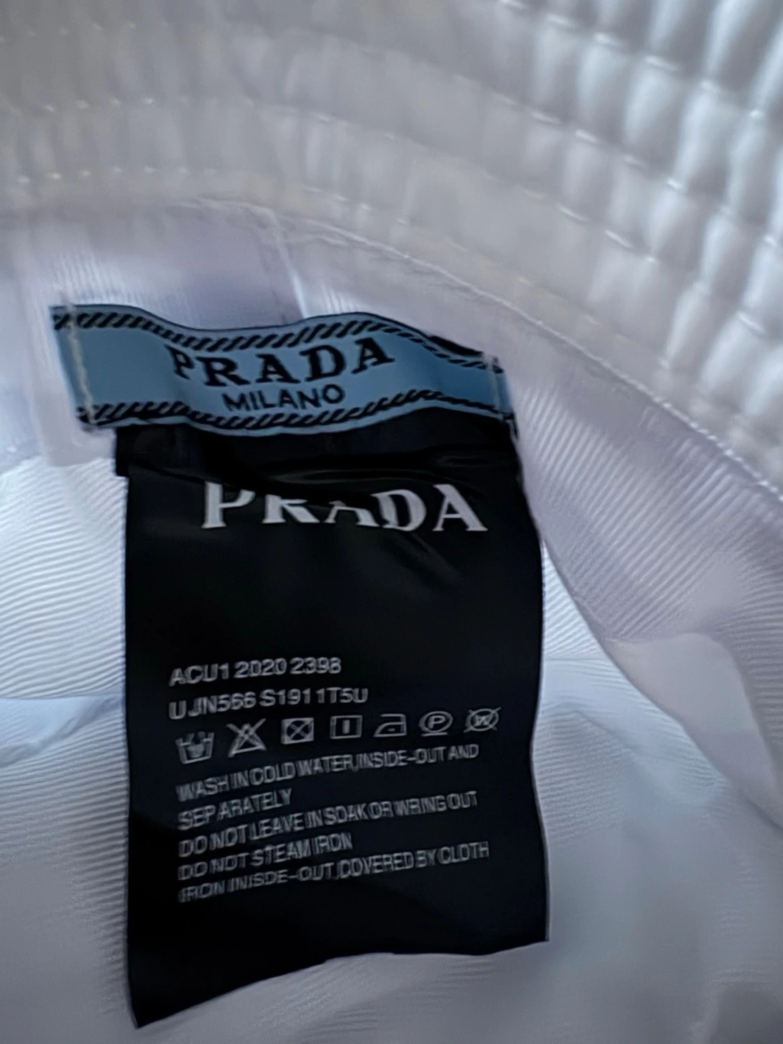 Vit Prada hatt  - 3