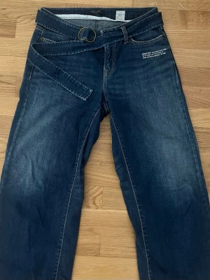 Vintage Jeans - Storlek S. Mycket bra skick. Märke Cambio.