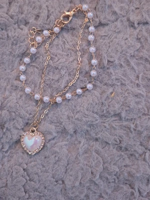 Brand new bracelet  - Want to sell this brand new bracelet. Never used , shipping same day if you order during opening hours of post office.