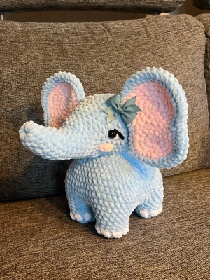 Virkad elefant  - Handgjord virkad söt elefant 