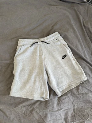 Nike tech shorts - Köpt på emporia, riktigt feta till sommaren