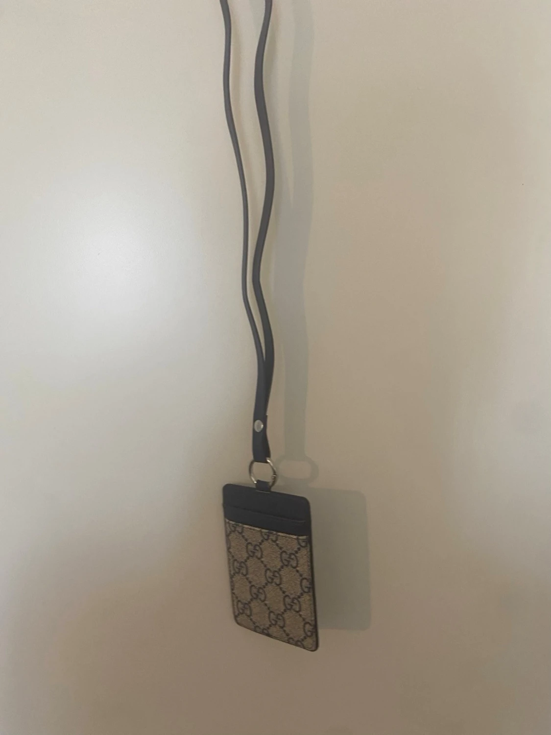 Gucci korthållare med halsband - 1