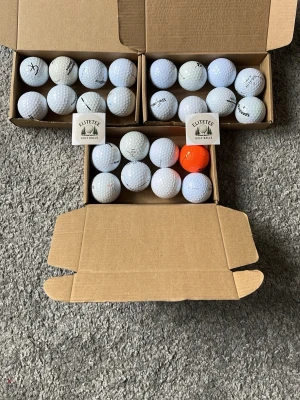 Florida mix golfbollar (B-C) - Säljer Florida mix från Elitetee, Bollarna är vita med en boll i orange, levereras i kartong. Perfekt för dig som vill fylla på golfväskan med olika märken och modeller.