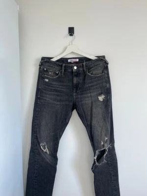 Jeans Tommy Jeans - Andvänt skick.