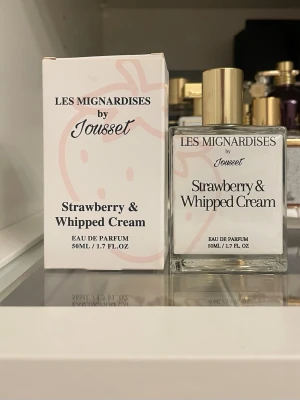 Jousset Strawberry & Whipped Cream EdP - Les Mignardises by Jousset Strawberry & Whipped Cream, 50 ml helt ny oöppnad köpt för 59€ 🌸