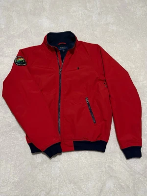 Ralph lauren jacka - Röd Ralph jacka, vintage , mycket bra skick