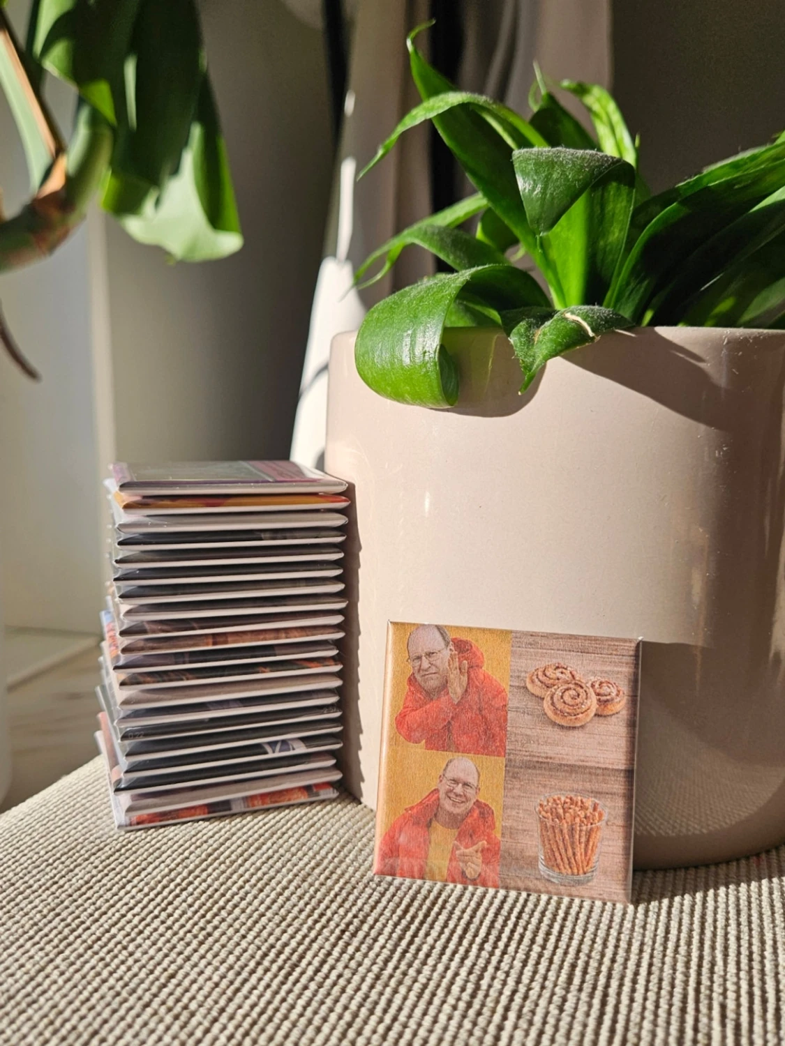 Kylskåpsmagnet med rolig Solsidan tema
