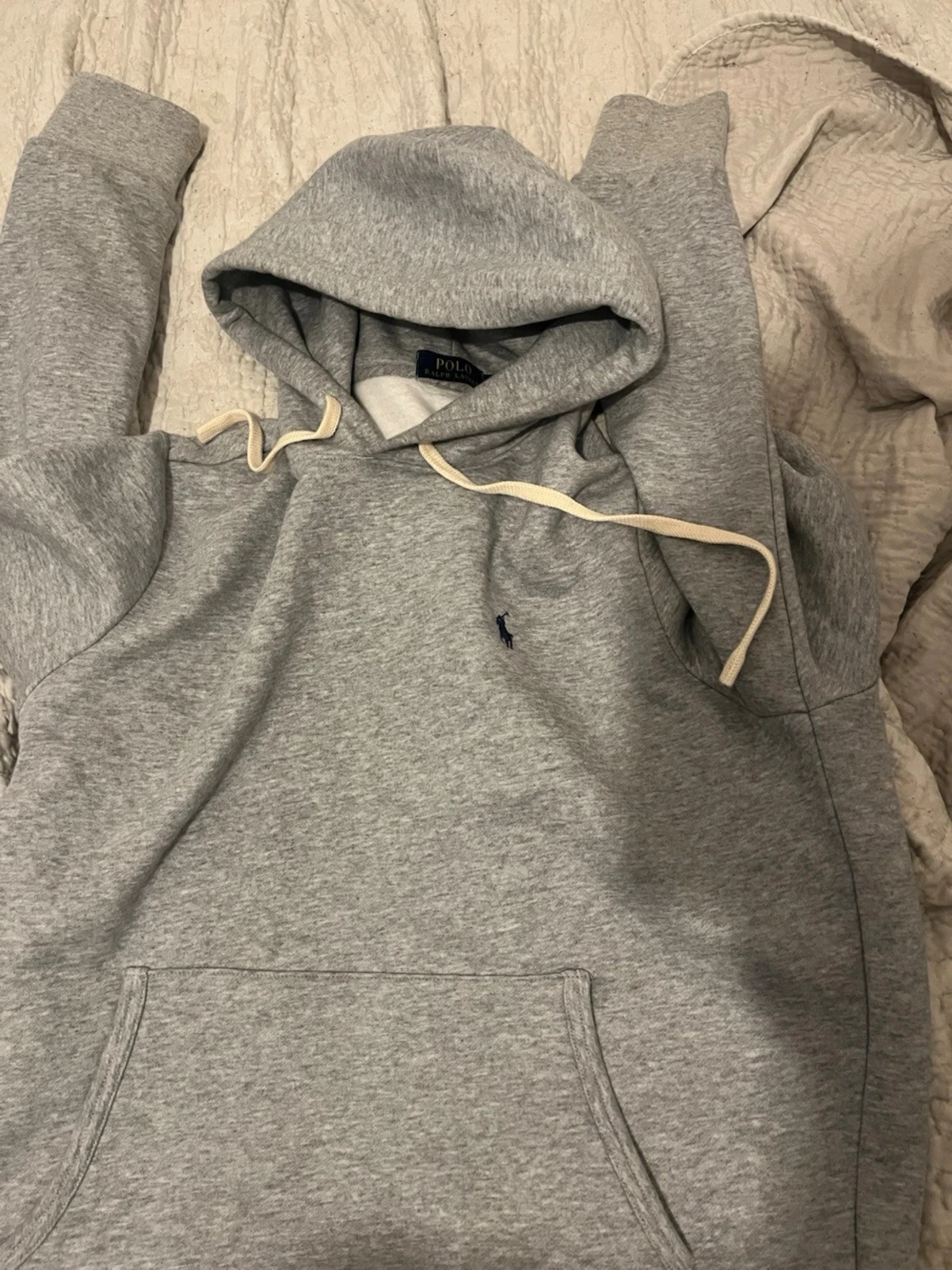 Grå hoodie från Polo Ralph Lauren - 1