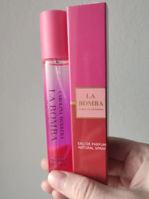 La Bomba parfym från Carolina Herrera - Carolina Herrera La Bomba perfume. 33ml bottle. New!