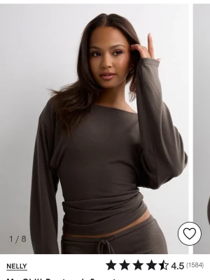 Nelly tröja - Jätte fin tröja från Nelly som är jätte bekväm och skön att ha på sig!❤️