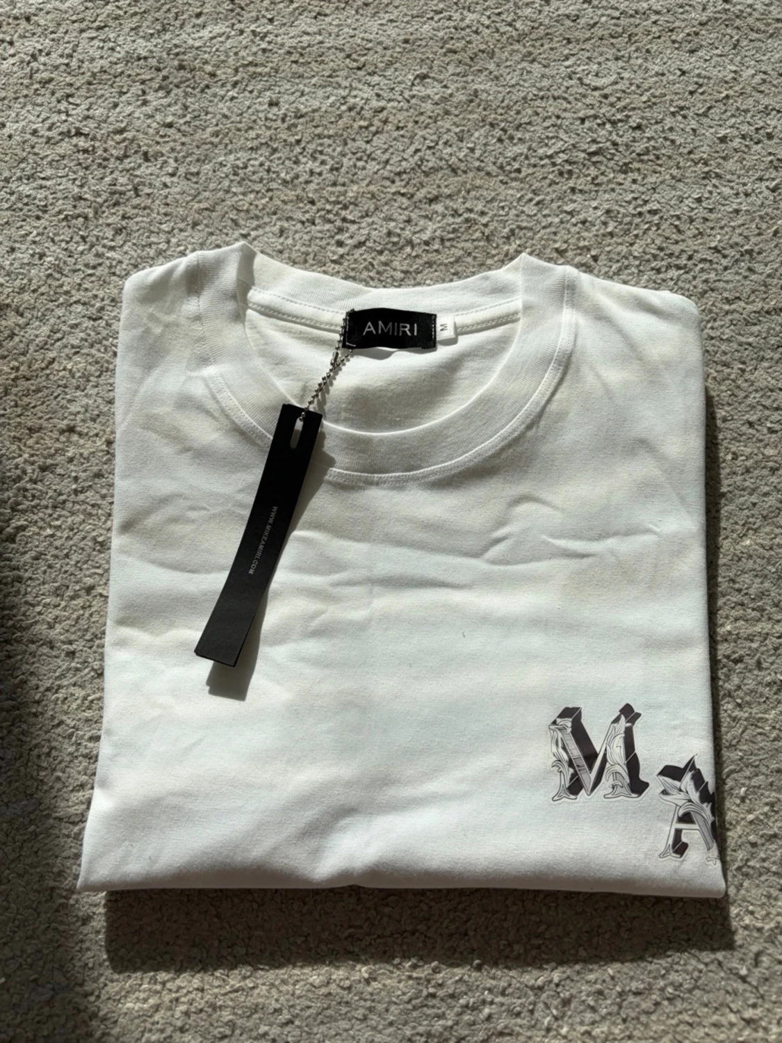Vit t-shirt med tryck