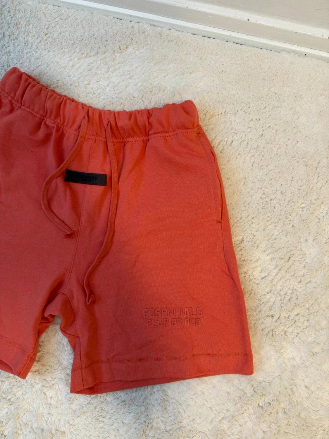 Röda Essentials shorts med snörning - 1