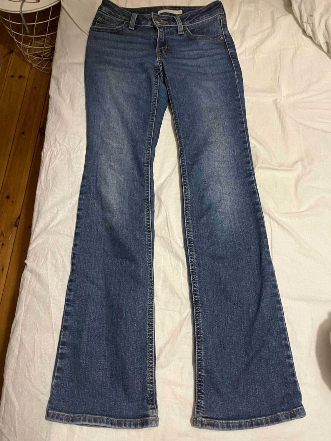 Blå bootcut jeans Superlow Boot